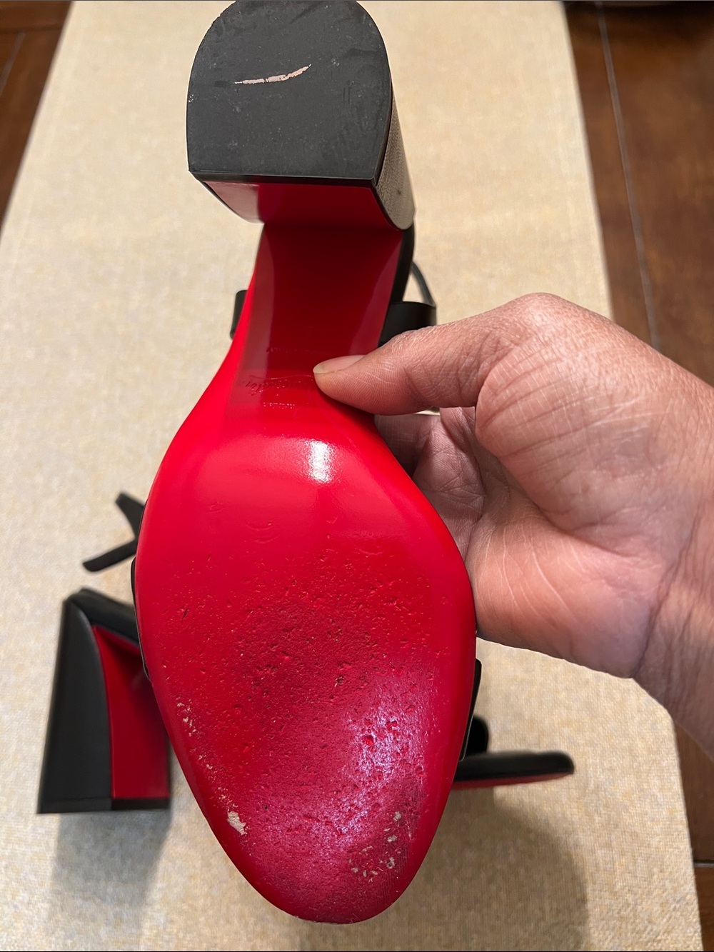 ❤️ Christian Louboutin Miss Jane Sandal Black Leather Ankle-Strap Sandals - Picture 5 of 10